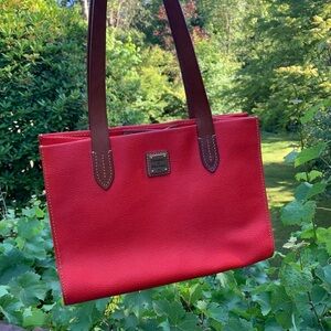 Dooney & Bourke purse